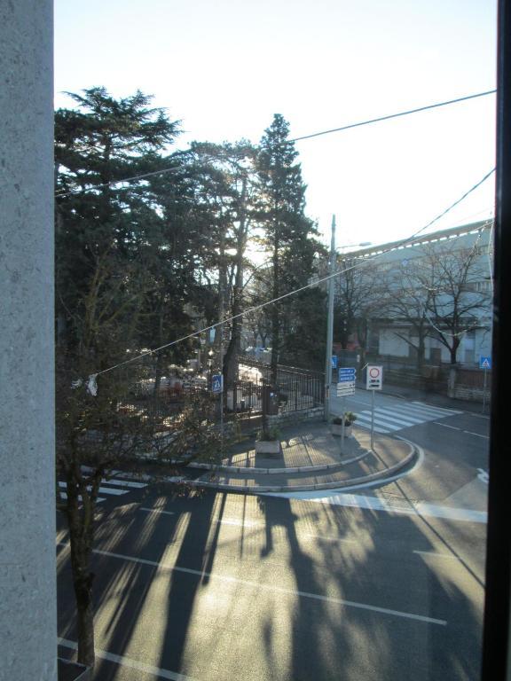 Hotel Valeria 维拉奥比齐纳 外观 照片
