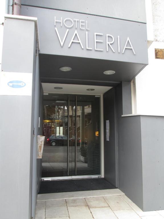 Hotel Valeria 维拉奥比齐纳 外观 照片