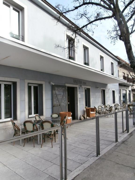 Hotel Valeria 维拉奥比齐纳 外观 照片
