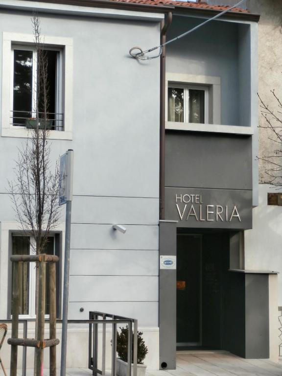 Hotel Valeria 维拉奥比齐纳 外观 照片